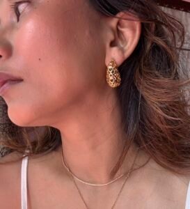 Starry Spill - Gold plated teardrop studs