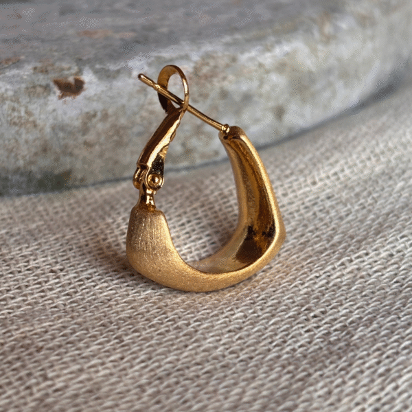 Jordan Matte Brushed Gold Hoops